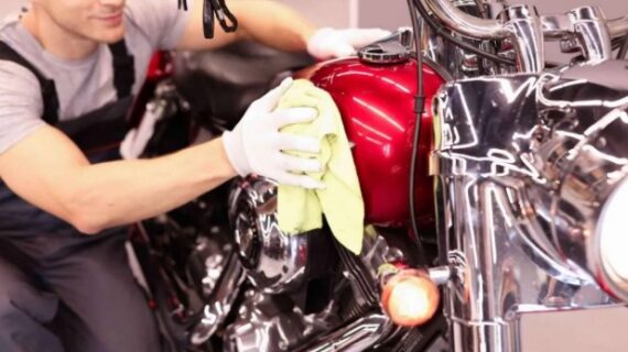 Ngoprek Motor Gede? Ini Dia Tips Biar Tetep Awet dan Nggak Bikin Kantong Jebol!